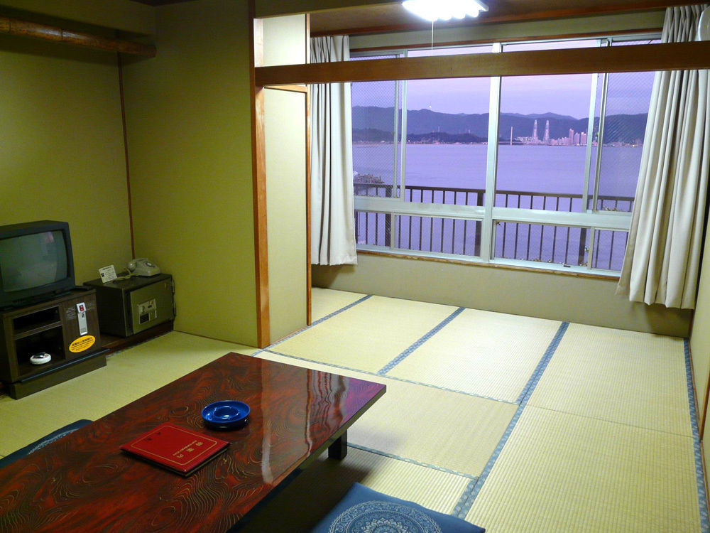 Shinwaka Lodge Wakayama Exteriör bild