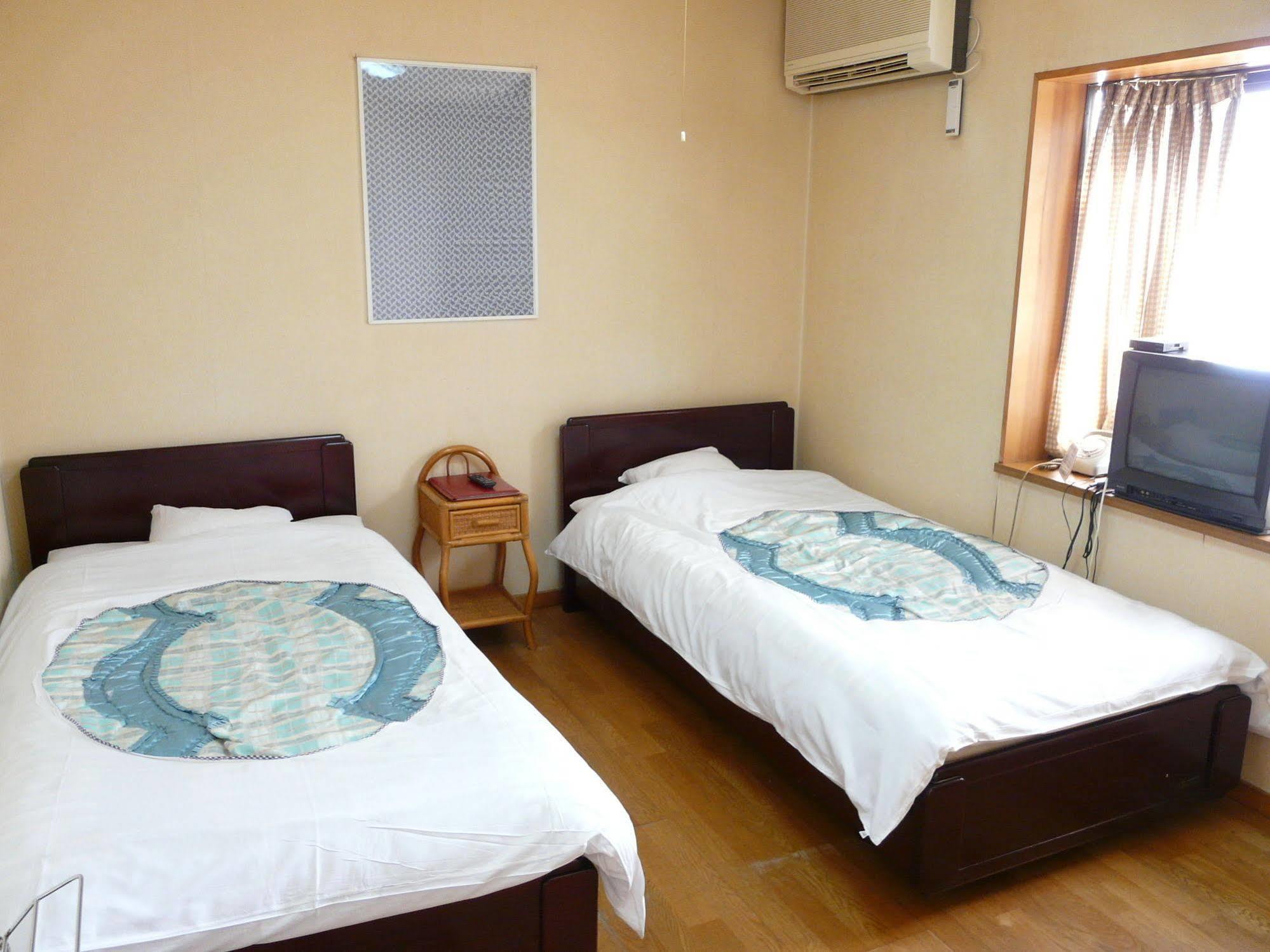 Shinwaka Lodge Wakayama Exteriör bild