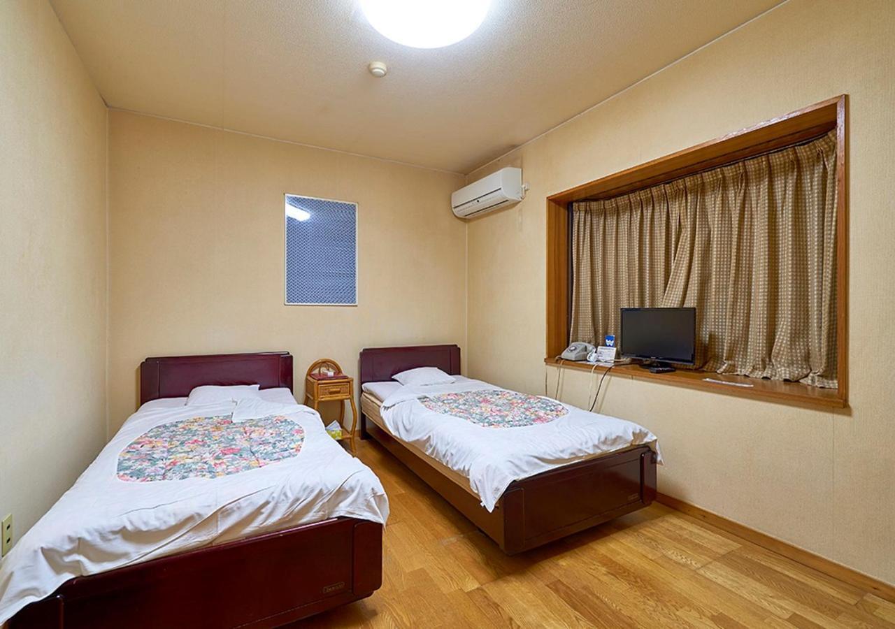 Shinwaka Lodge Wakayama Exteriör bild
